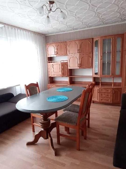 Wynajmę dwa pokoje w mieszkaniu wynajmowanym przez studentki