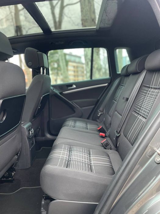 VW TIGUAN Lounge 2.0 TDI
