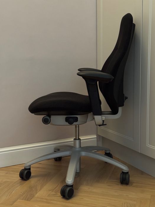 Fotel komputerowy RH Mereo 220