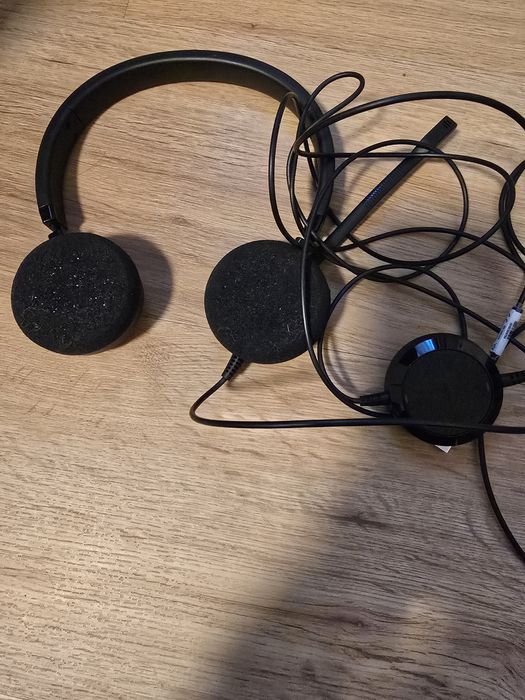 Гарнитура Jabra. Sennheiser