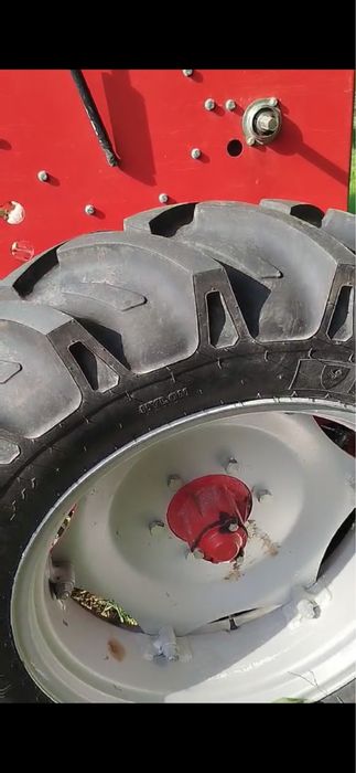 Продам майже нову сівалку