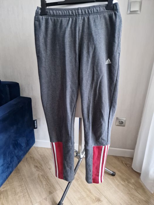 Porządne  spodnie adidas Unisex