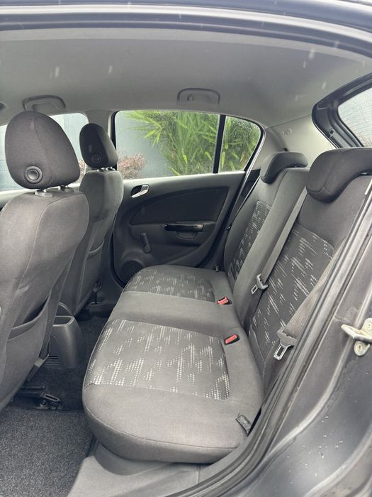 Opel Corsa 1.2 16v A/c 80mil km!!