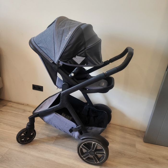 Коляска Nuna Demi Grow для погодок