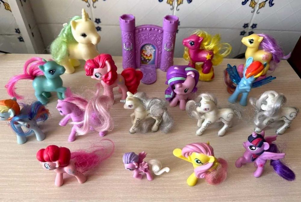 Disney winnie the pooh livros banda desenhada hotel transilvania my little ponny hotwheels