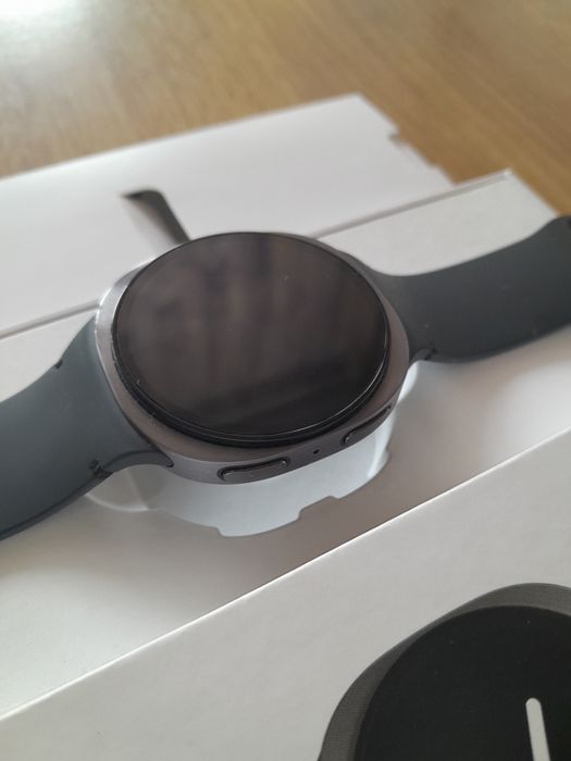 Galaxy watch 8 44mm Lte jak nowy