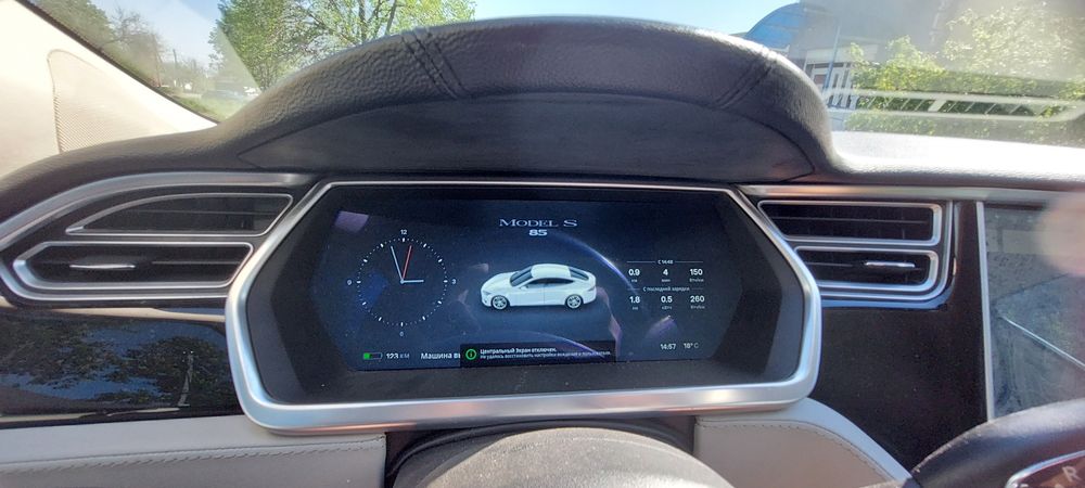 Tesla Model S 85 кв