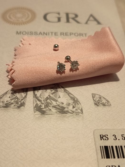 Kolczyki / kolczyk z moissanitem 0.2 ct 3.5mm srebro 925