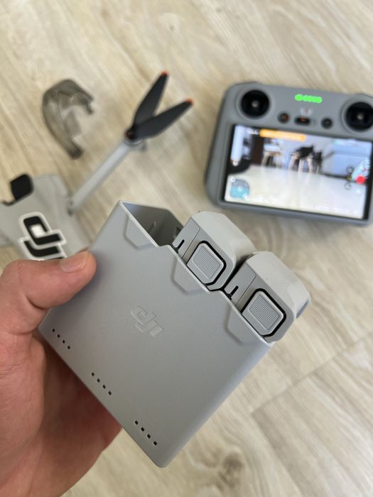 Drone DJI Mini 3 Fly More Combo (3 BATERIA) + DJI RC (4K)