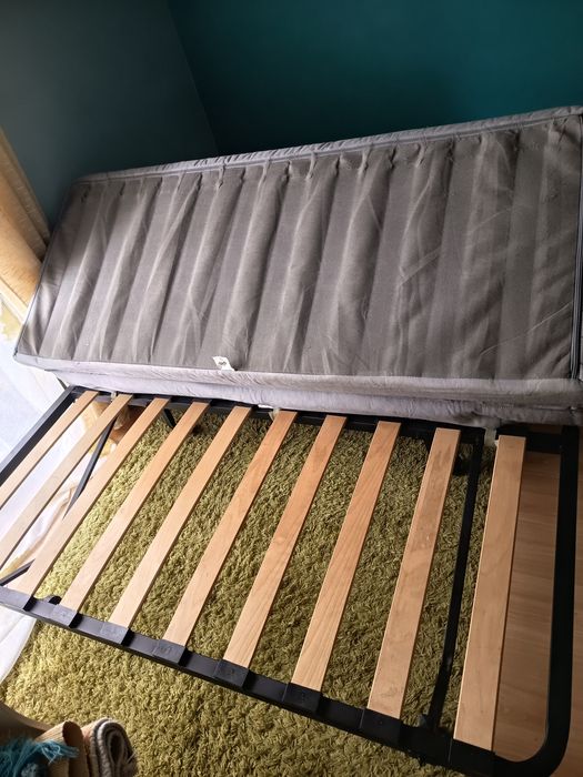 Sofá cama com cobertura abrir e fechar