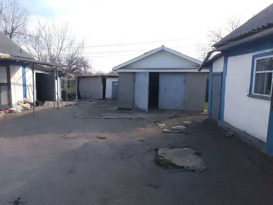 Продам будинок в центр м. Помічній Новоукраїнсткий р-н, 16200$