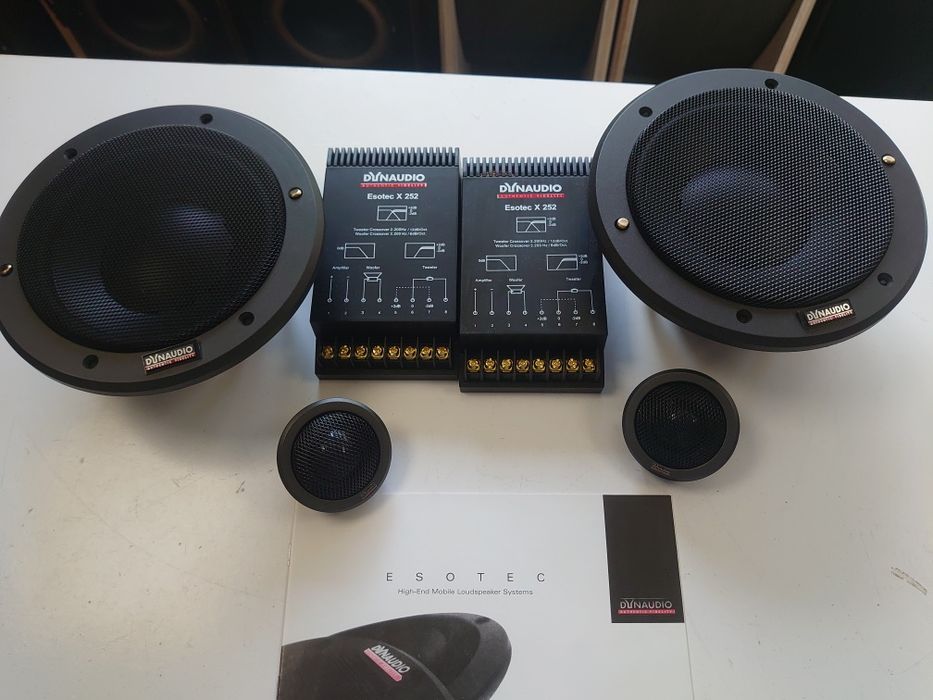 Комплект автомобильных динамиков. Двухкомпонентные Dynaudio Esotec