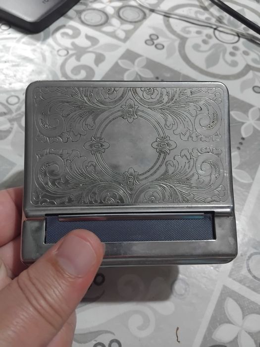 Máquina para enrolar cigarros