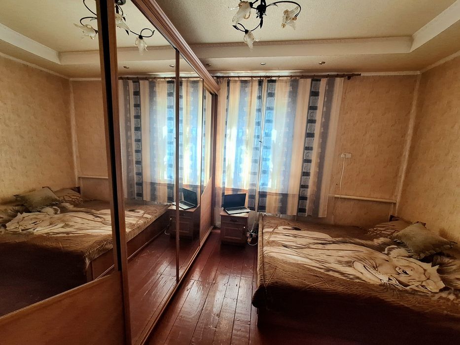 Продам будинок 85,7 м² у Глухові, Червона Гірка, 10 соток