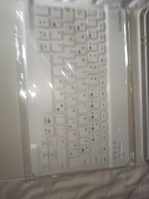 Чохол з клавіатурою на iPad 10 2022 , iPad 11 2025 (А16)