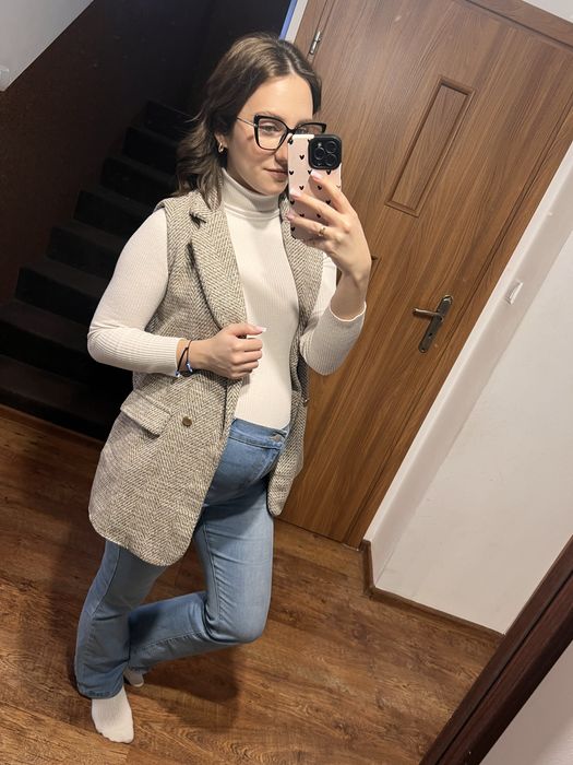 Jeansy ciążowe flare z elastycznymi wstawkami na brzuch