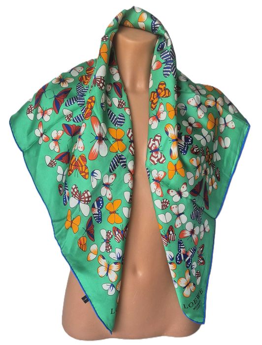 Chustka jedwabna,silk w motyle 88x88cm