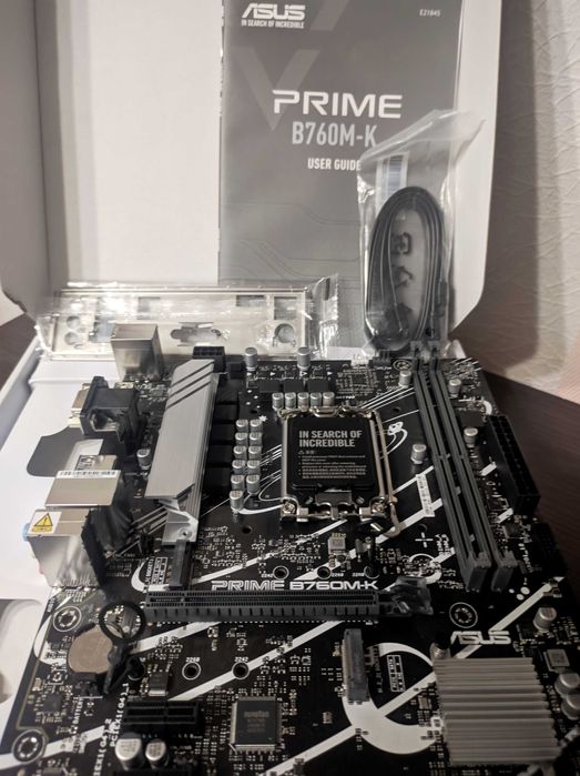 Продам на гарантии материнскую плату Asus PRIME B760M-K S1700