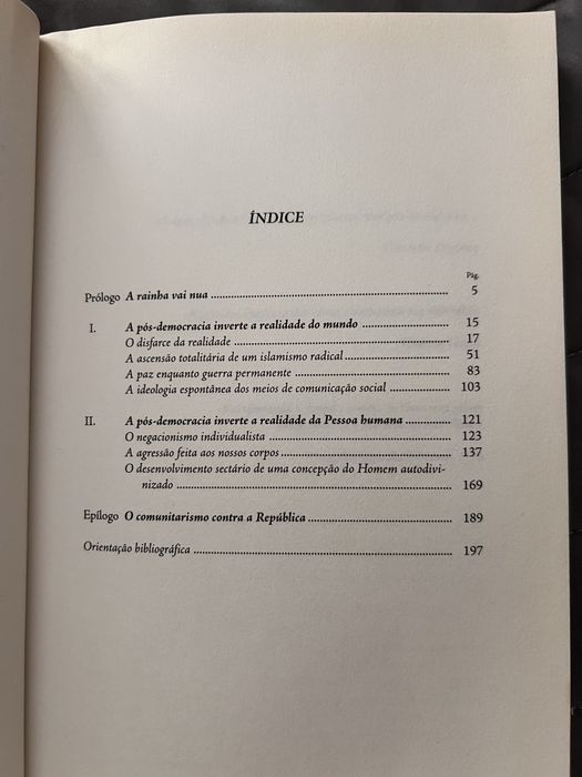 A Democracia Totalitária — Matthieu Baumier