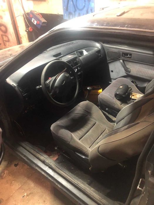 Продам Ford Escort