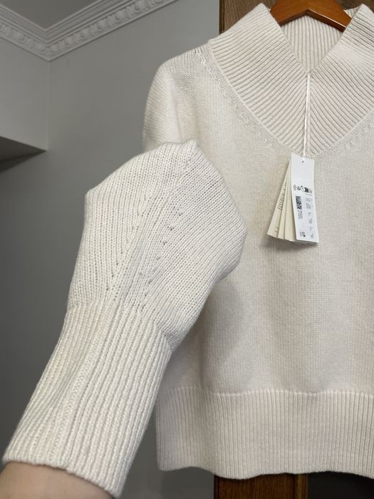 шертяний жіночий светрик Arker