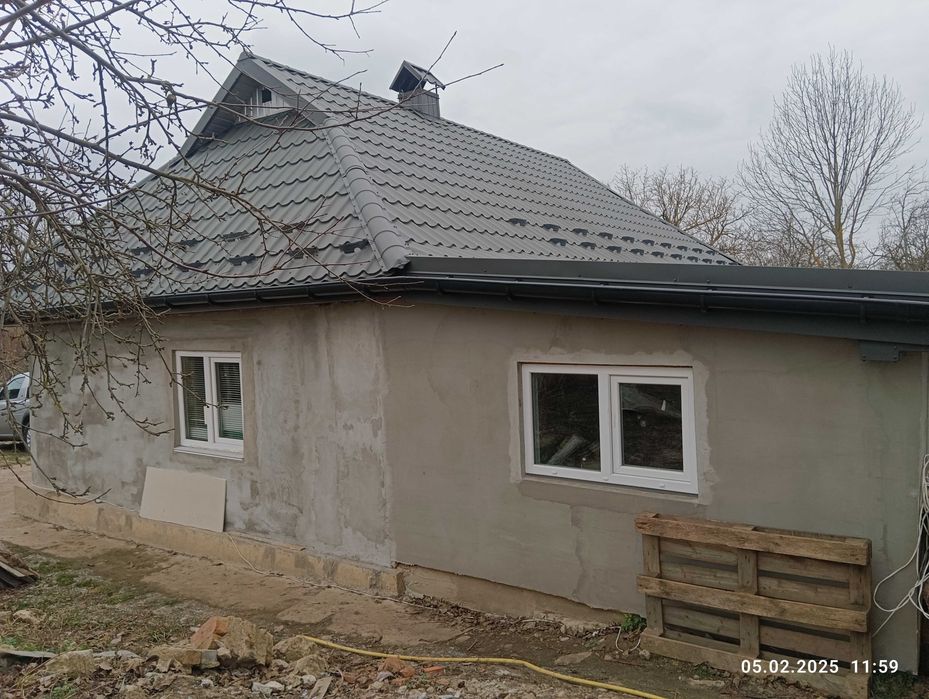 Будинок-господарство з пасікою в Кам'янець-Подільському р-ні