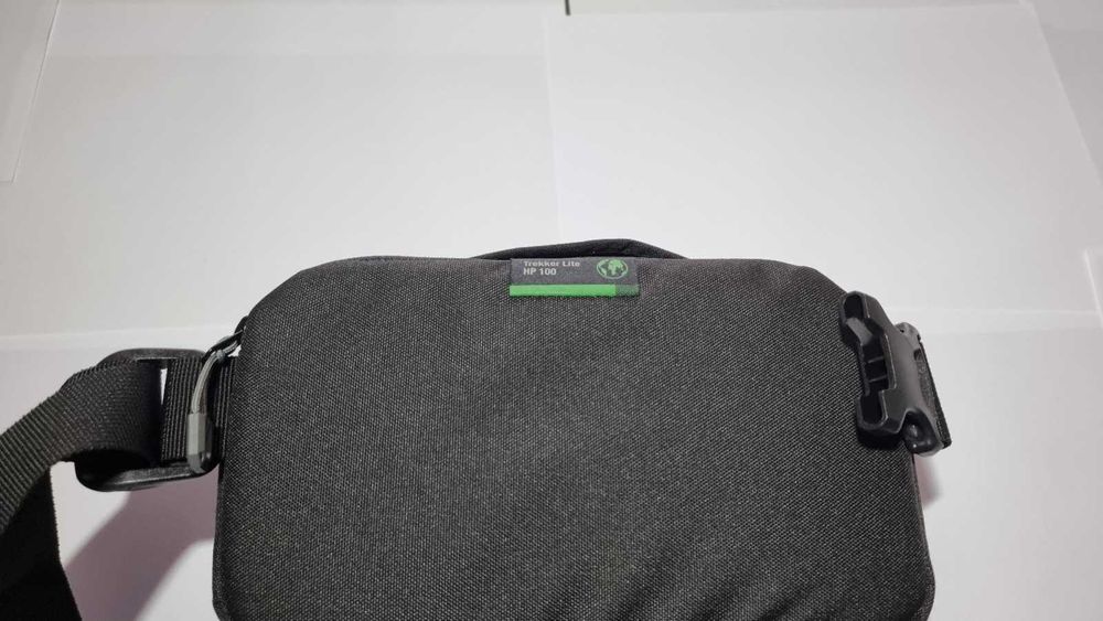 Bolsa lowepro trekker lite HP 100