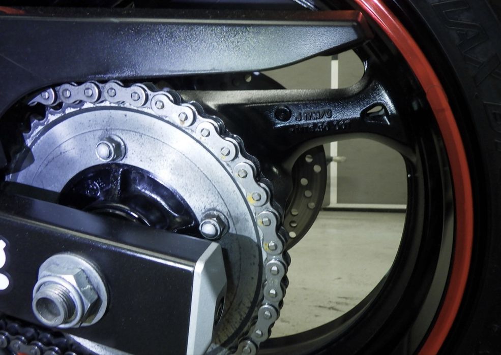 Suzuki GSR-750 Сузуки з Японії