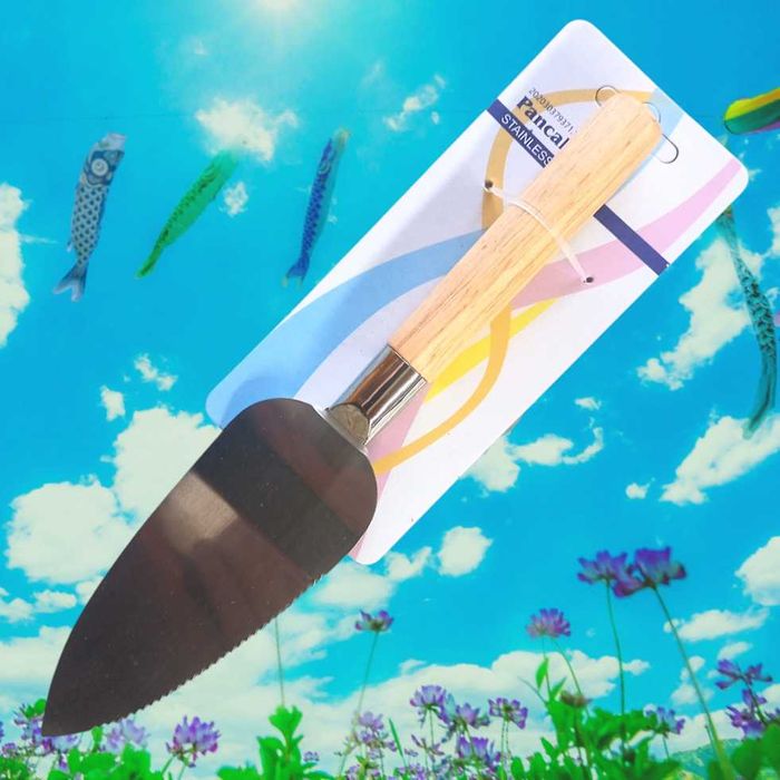 Лопатка для торта із зубцями з деревяной ручкой 24,5см