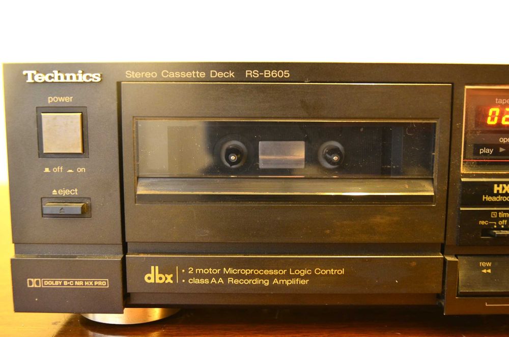 Technics - RS- B605 Leitor de cassetes de áudio
