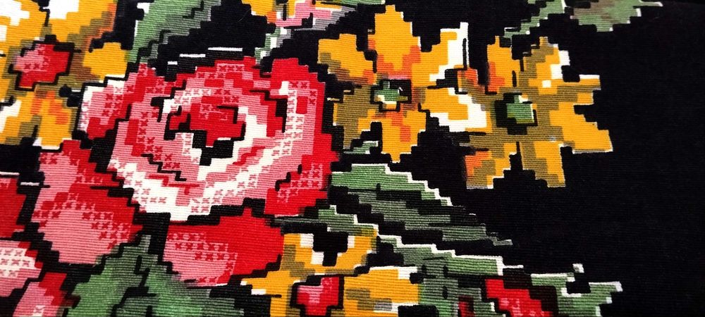 Toalha rústica pequena algodão com rosas acabamento com picot crochet