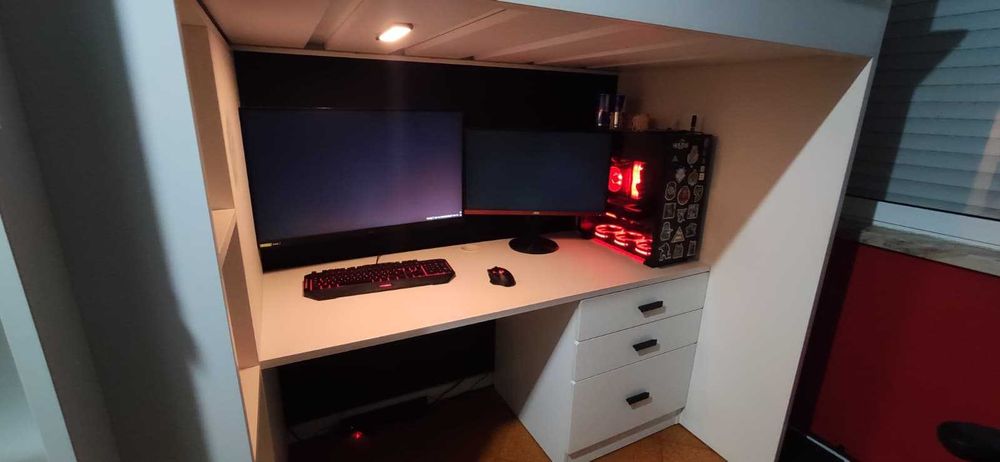 Cama alta IKEA Smastad