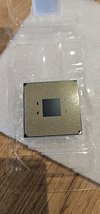 AMD Ryzen 5 3600 6 cores 12 threads socket AM4