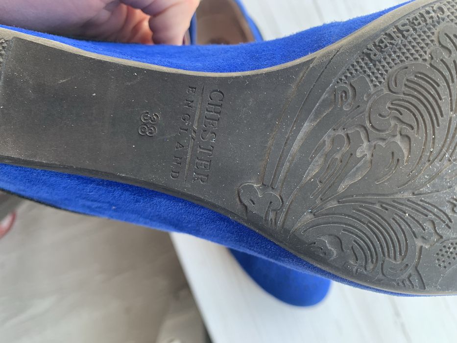 Продам туфлі жіночі