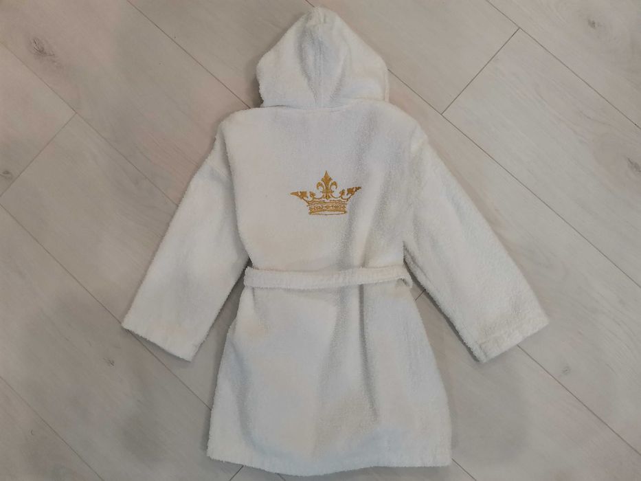 Халат (халатик) махровый белый с короной BeBaby на 2-3-4 г., 98 см
