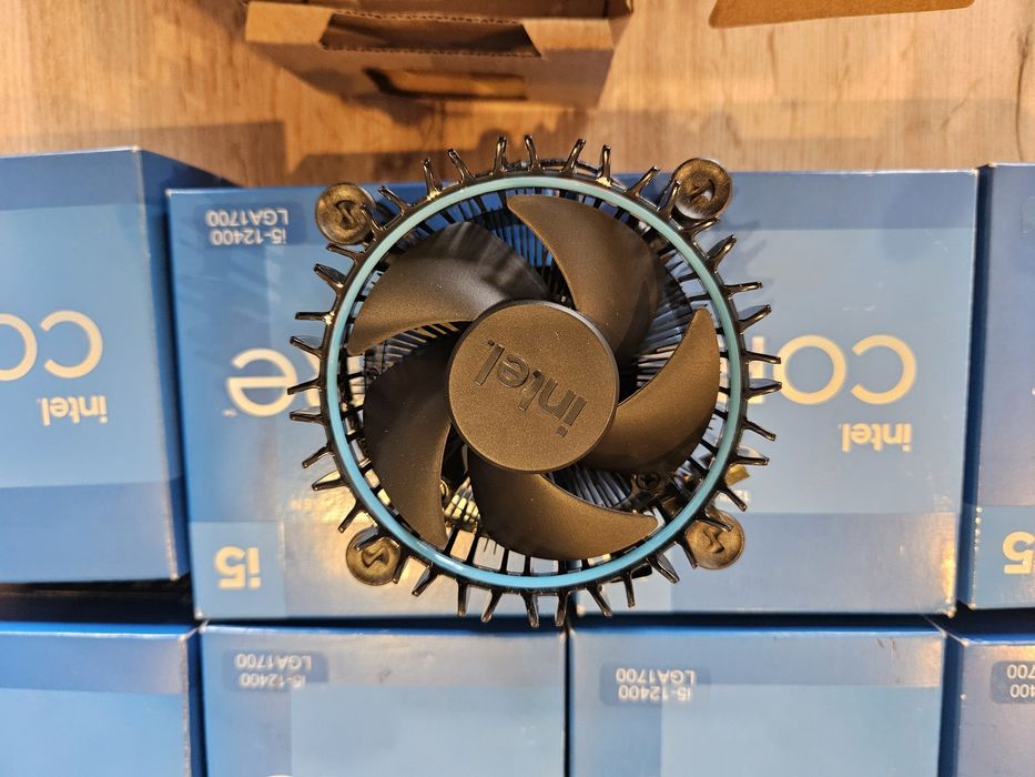 11x Intel chłodzenie procesora