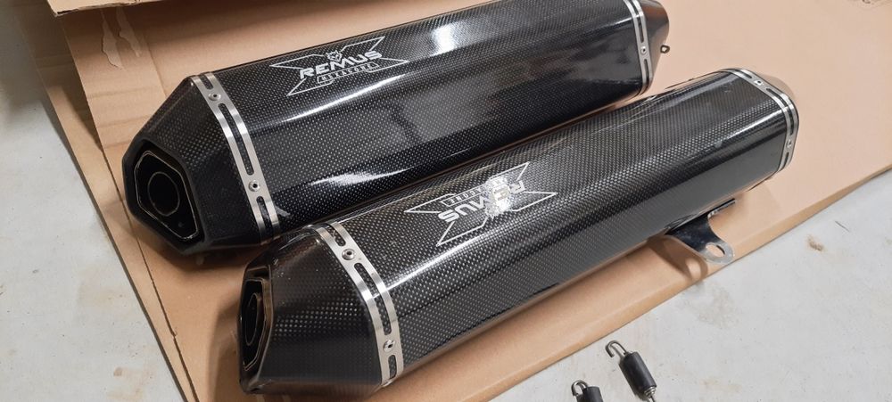 Wydechy sportowe, tłumiki Remus Hexacone carbon