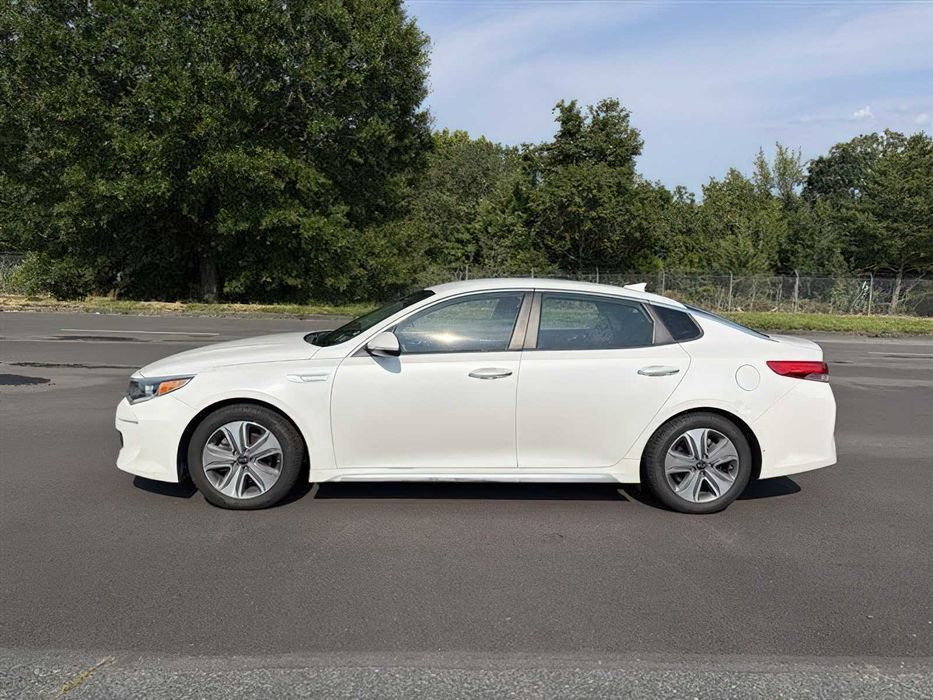 Kia Optima Hybrid      2017