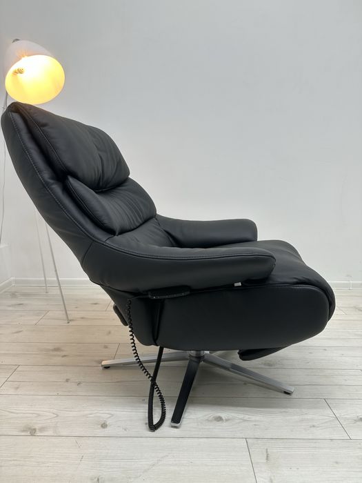 Фірмове шкіряне крісло”Himolla”