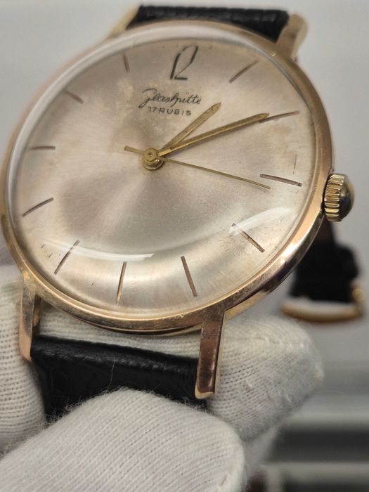 Męski zegarek *Glashutte*garniturowiec
