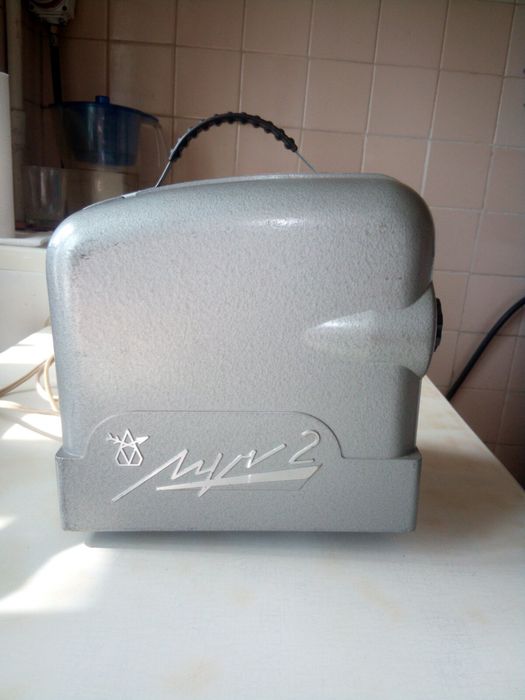 Продам видео проектор Луч2