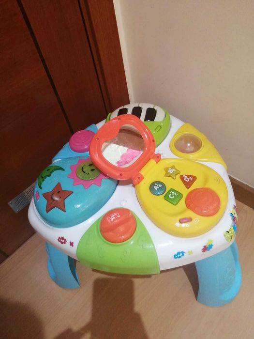 Mesa actividade musical bilingue