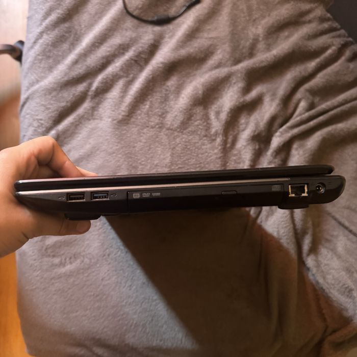 Acer Aspire V3-571G – na części / uszkodzony