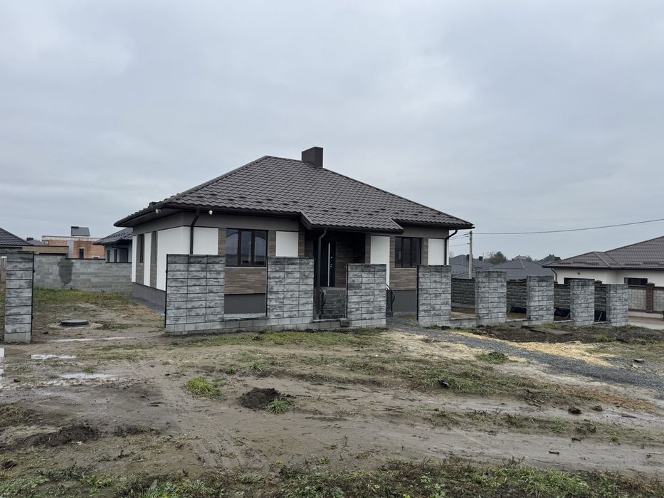 Продаж будинку на Газовику з комунікаціями