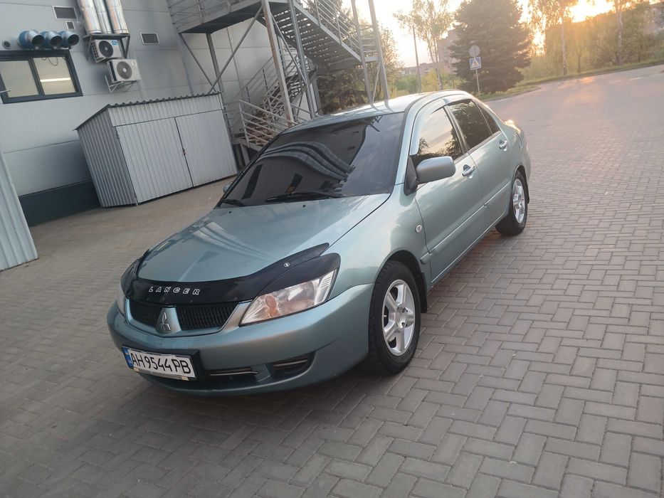 Продам Mitsubishi Lancer.
