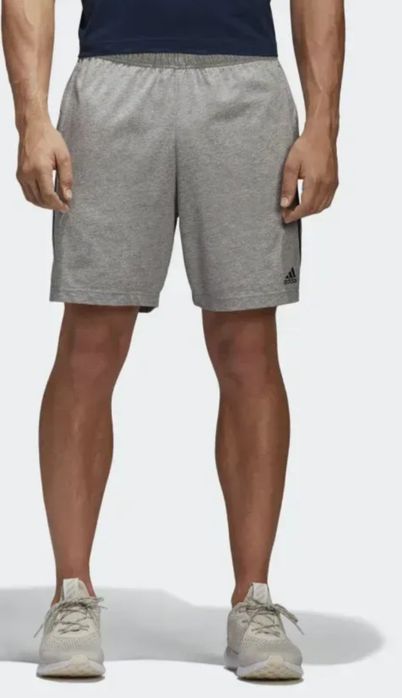 Фирменные шорты р s Nike, Adidas