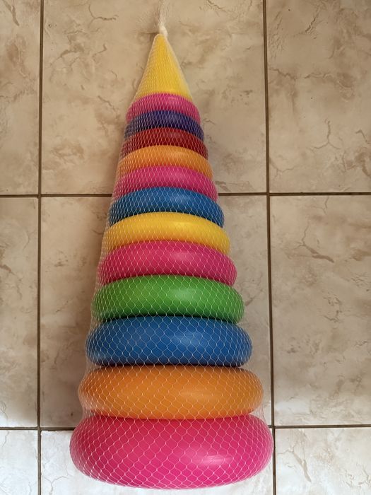 Піраміда дитяча велика