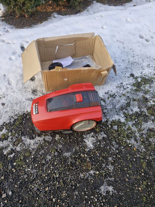 Robot koszący Freeleto firmy Einhell