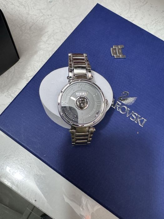 Годинник Versace часы Versus