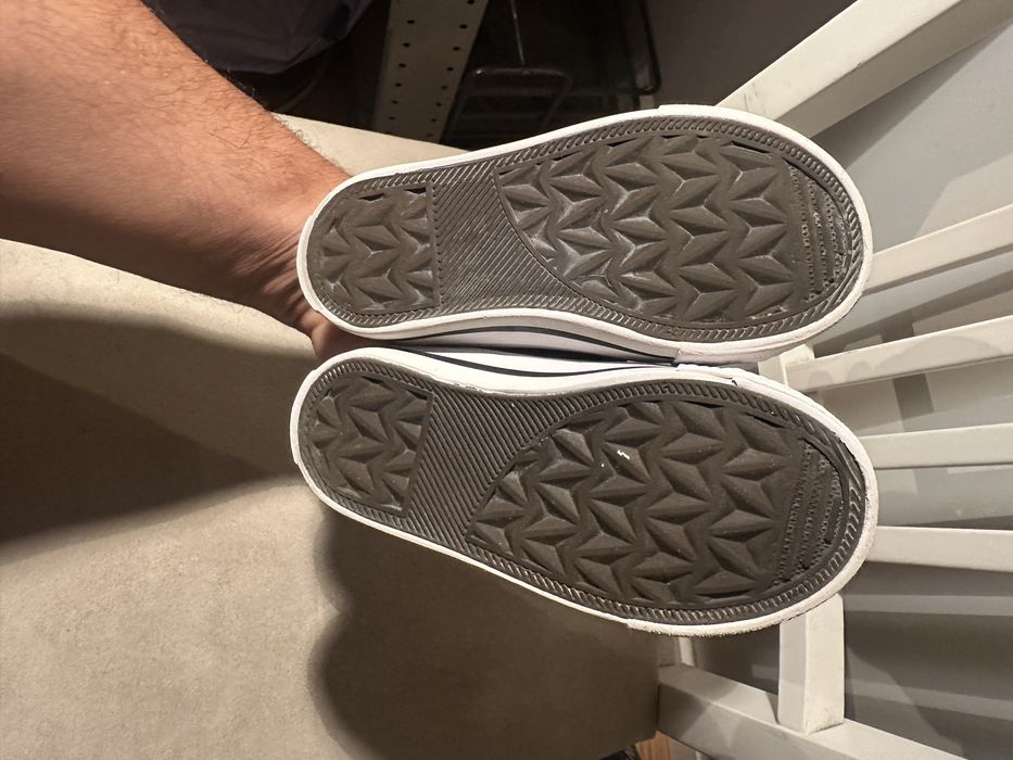 Tennis / Sapatilhas N.25 - Osito